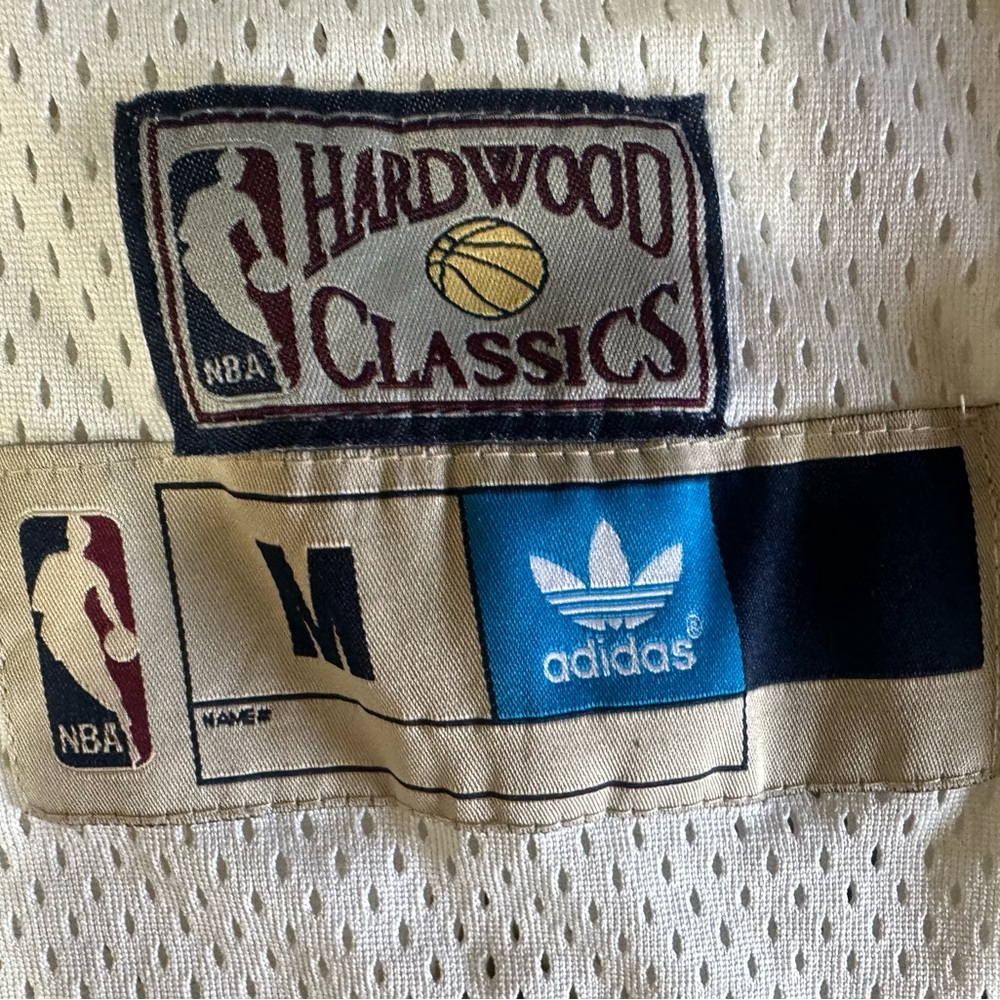 Adidas Men Utah Jazz Karl Malone Jersey Sz Medium - Picture 7 of 7